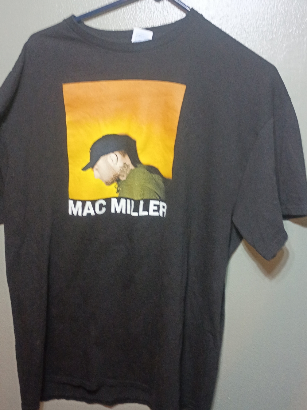 Black Graphic T -rare Mac miller . Men's Crew Neck Shirt x-Large #HipHop R.I.P